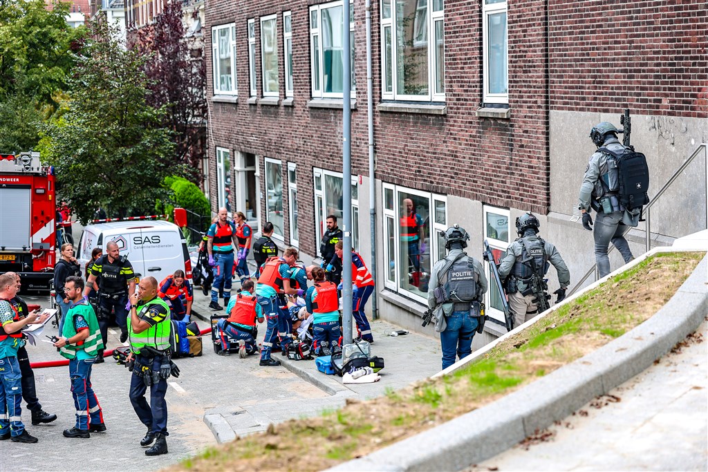 GeenStijl: Rotterdam Vernedert Amsterdam Wederom In Strijd Om ...