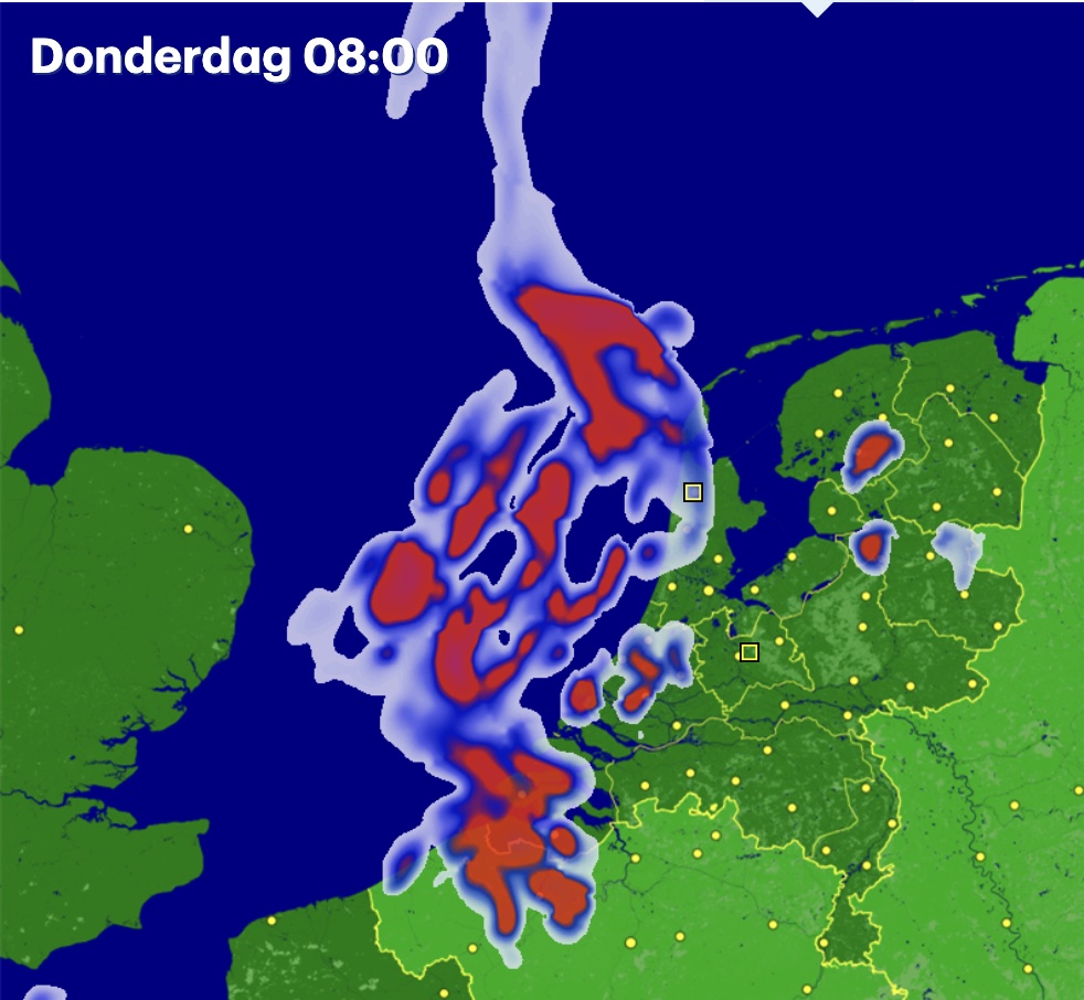 GeenStijl: Donderdag CODE GEEL - Haal Regentonnen!