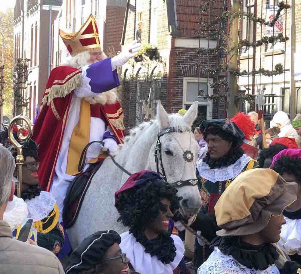 GeenStijl: Alstublieft. Het PVV-programma 2021-2025