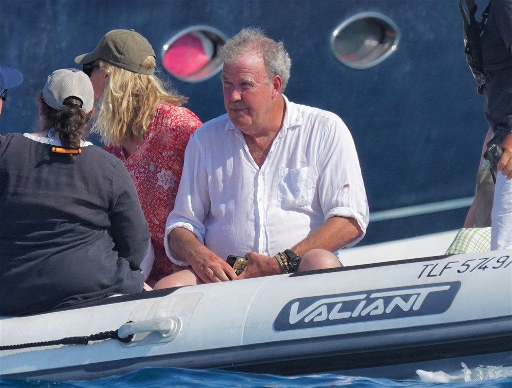 Jeremy Clarkson (64) has been voted the UK’s sexiest man for the second time in a row